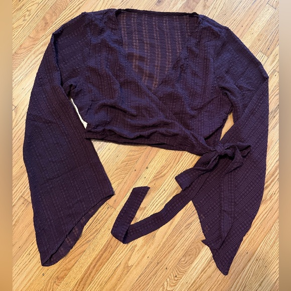 Disturbia Enola Bell Sleeve Co-ord Wrap Top Size 14 - Picture 11 of 12